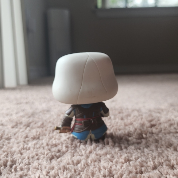 Funko Pop Edward Kenway Vinyl Figure - Picture 2 of 2
